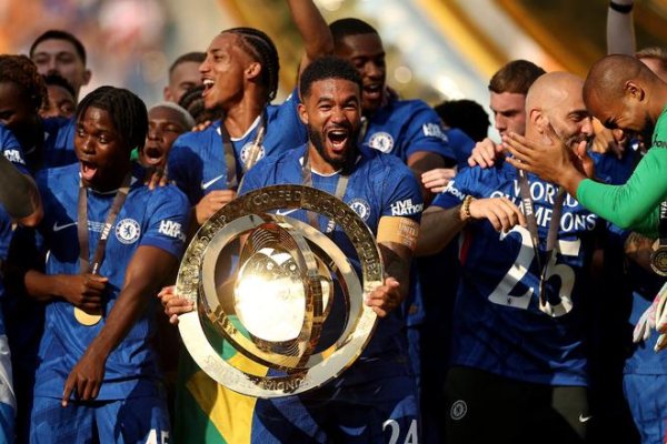 Điều tương tự cũng đúng với Câu lạc bộ World Cup. Các đội đã chơi ở bán kết lần đầu tiên giành chức vô địch trong bảy Cup World Cup và Cup châu Âu trước đó